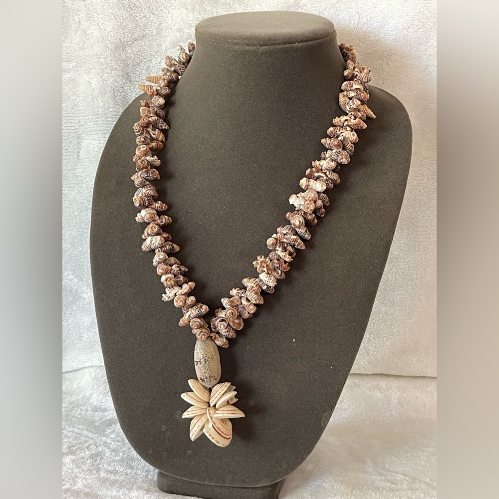 Amazing vintage shell necklace - Picture 3 of 6
